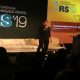 imagem de Alexandre Birman sa Arezzo em palestra em Porto Alegre